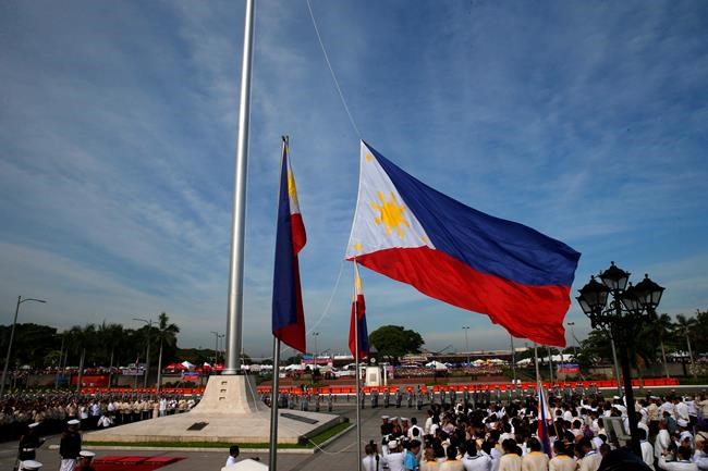 Philippine flag raised on Independence Day in war-torn city | iNFOnews.ca CP507305576