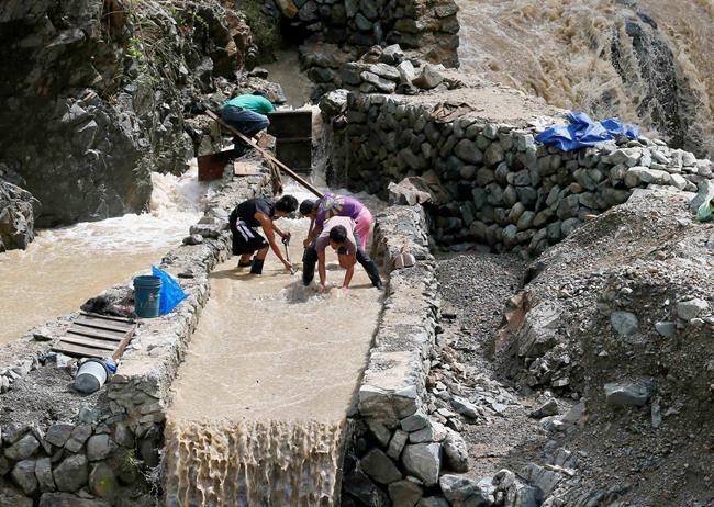 Over 50,000 evacuated in typhoon's path in southern China | iNFOnews.ca