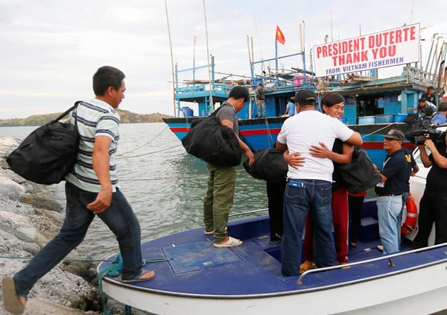 Duterte to consider staying with US weapons, despite offers | iNFOnews.ca