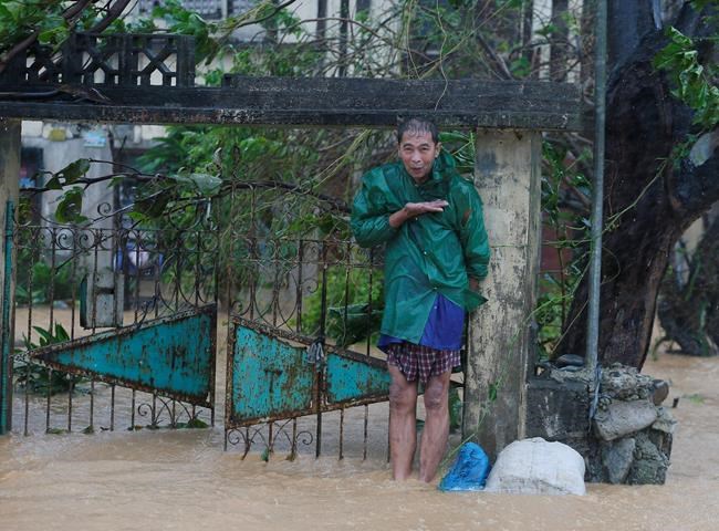 Typhoon Haima leaves at least 7 dead in northern Philippines | iNFOnews.ca CP590000736