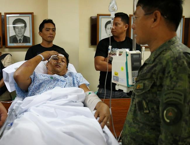 Philippine forces hit militants; civilians wave white flags | iNFOnews.ca