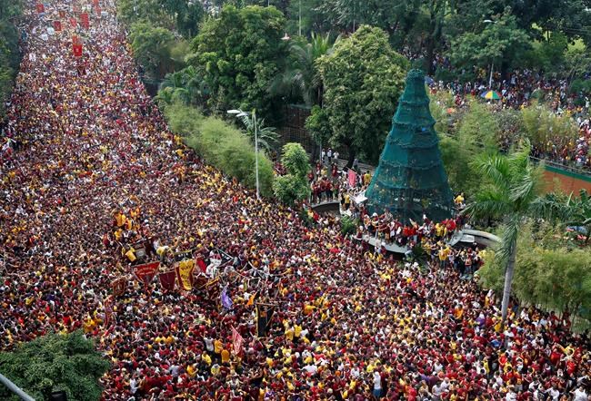 Huge Catholic procession held under heavy security in Manila | iNFOnews.ca Huge Catholic procession held under heavy security in Manila | iNFOnews.ca
