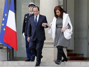 Argentine president to open Paris Book Fair, using soft diplomacy during economic woes | iNFOnews.ca CP27661399