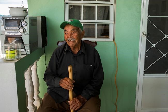 Puerto Ricans return to power grid, but fear for long term | iNFOnews.ca