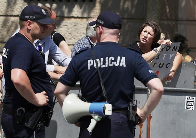 Poland's parliament OKs tighter grip on judicial branch | iNFOnews.ca