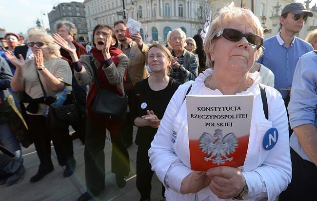 Poland's gov't easily survives assessment vote | iNFOnews.ca Poland's gov't easily survives assessment vote | iNFOnews.ca