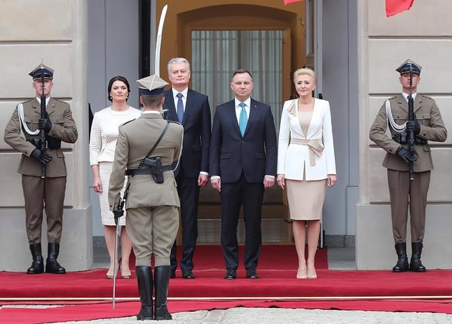 Lithuania president against any EU sanctions for Poland | iNFOnews.ca Lithuania president against any EU sanctions for Poland | iNFOnews.ca