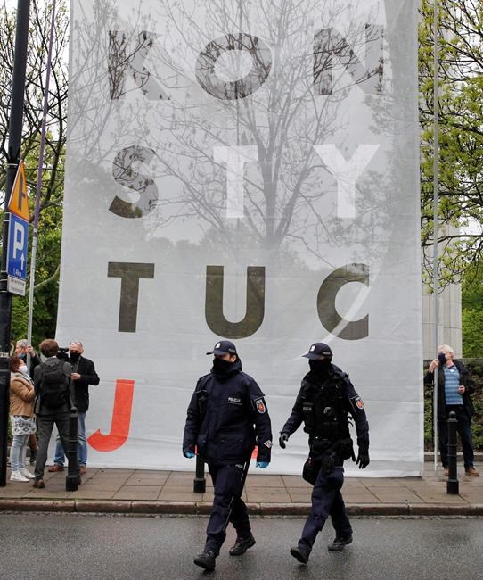 Polish ruling coalition postpones Sunday presidential vote | iNFOnews.ca