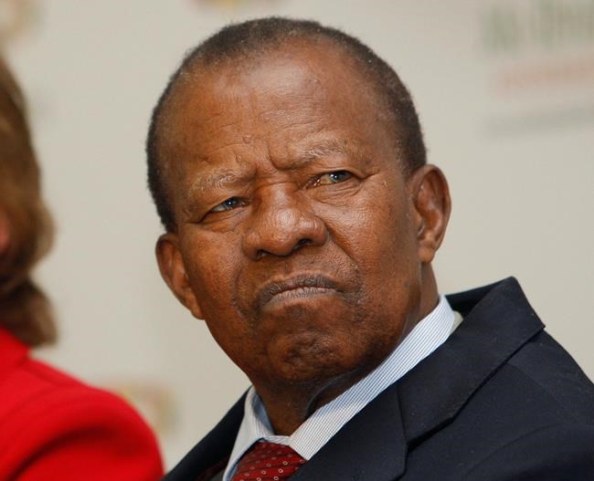 Ketumile Masire, former Botswana president, dies at age 91 | iNFOnews.ca