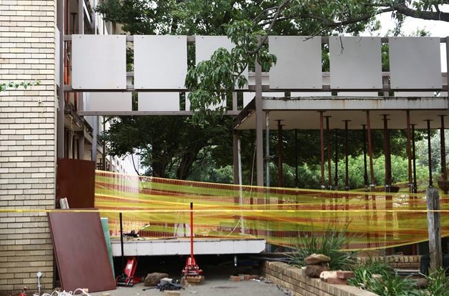 3 students killed in South Africa school walkway collapse | iNFOnews.ca