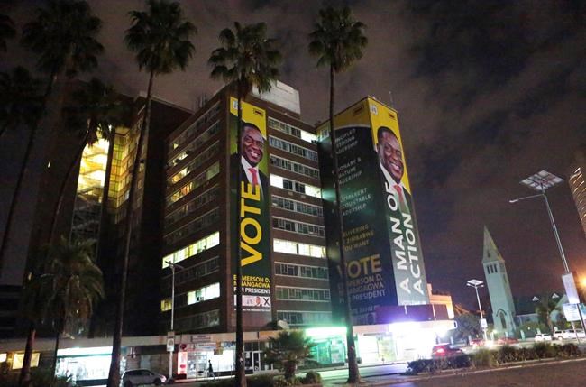 Zimbabwe sets 1st post-Mugabe elections for July 30 | iNFOnews.ca CP958339515