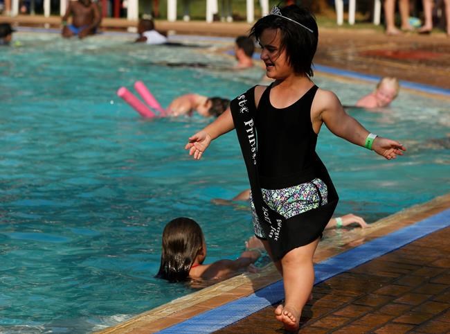 Dwarfs meet at festival in South African town | iNFOnews.ca Dwarfs meet at festival in South African town | iNFOnews.ca