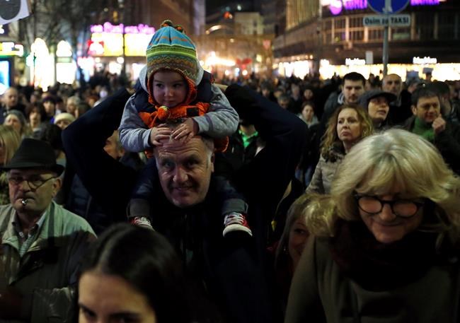 Thousands in Serbia protest for 11th week against populists | iNFOnews.ca