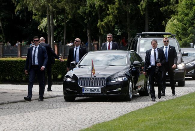 Prince William, Kate visit WWII camp, Gdansk on Poland trip | iNFOnews.ca