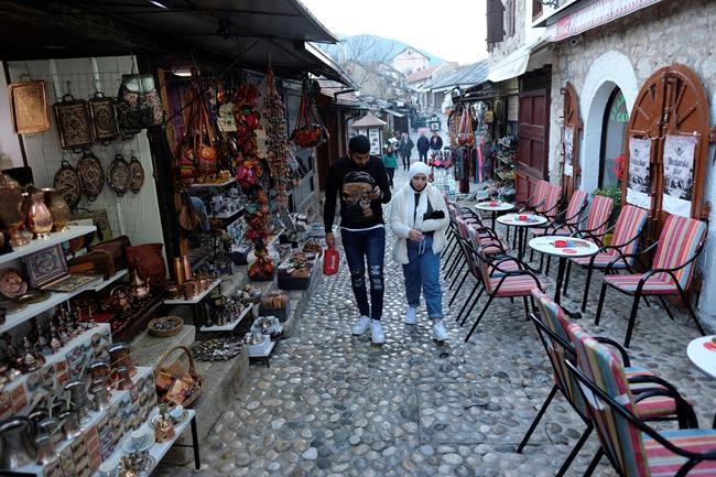 Bosnian city of Mostar holds 1st local election in 12 years | iNFOnews.ca CP1760138082