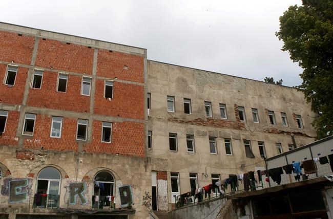Aid groups: Migrant humanitarian crisis looming in Bosnia | iNFOnews.ca CP183692099