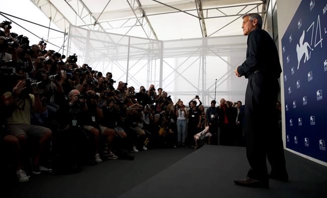 Clooney depicts American dream as nightmare in 'Suburbicon' | iNFOnews.ca Clooney depicts American dream as nightmare in 'Suburbicon' | iNFOnews.ca