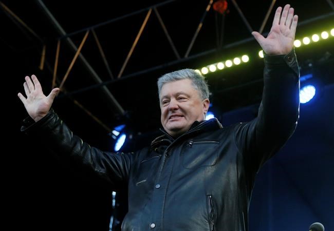 Protesters: Ukraine's leader must defend nation at summit | iNFOnews.ca