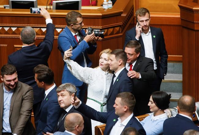 Ukraine's new parliament approves top Cabinet officials | iNFOnews.ca Ukraine's new parliament approves top Cabinet officials | iNFOnews.ca