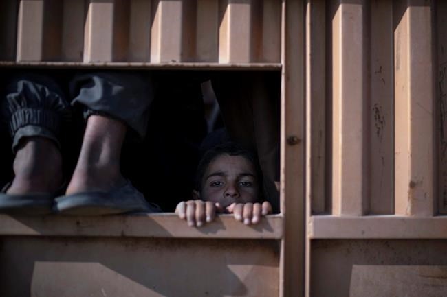 Told to leave, IS 'caliphate' holdouts in Syria stay devoted | iNFOnews.ca