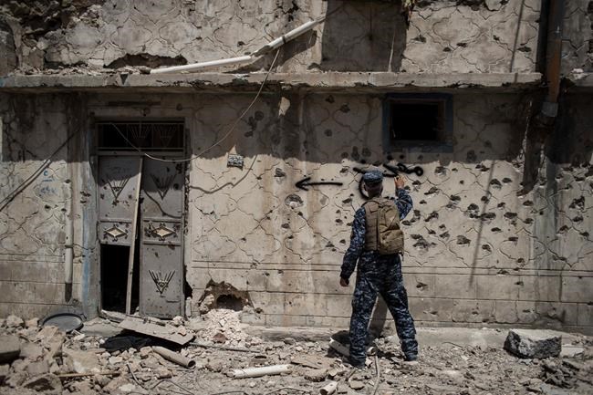 IS counterattacks in retaken parts of Mosul stall Iraq push | iNFOnews.ca