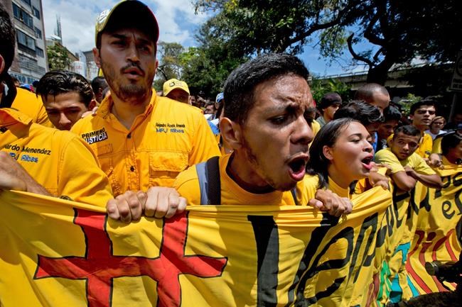 Venezuelan opposition seats lawmakers in challenge to Maduro | iNFOnews.ca