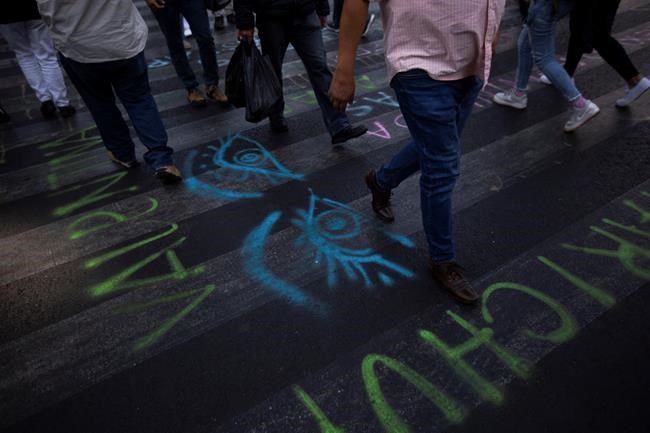 Mexico: Thousands stay in to protest violence against women | iNFOnews.ca Mexico: Thousands stay in to protest violence against women | iNFOnews.ca
