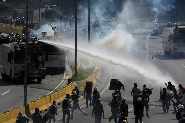 Venezuelan leader to Trump: 'Get your pig hands out of here" | iNFOnews.ca Venezuelan leader to Trump: 'Get your pig hands out of here" | iNFOnews.ca