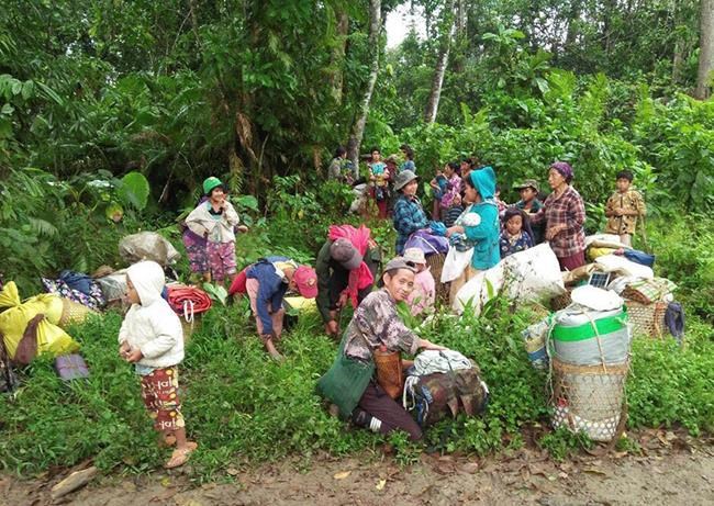 2,000 Kachin trapped by Myanmar fighting lack food, medicine | iNFOnews.ca