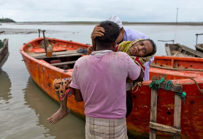 Myanmar refugee exodus tops 500,000 as more Rohingya flee | iNFOnews.ca Myanmar refugee exodus tops 500,000 as more Rohingya flee | iNFOnews.ca