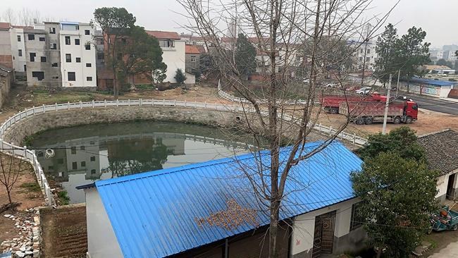 Dispute leaves Taiwanese stuck in locked-down Chinese cities | iNFOnews.ca