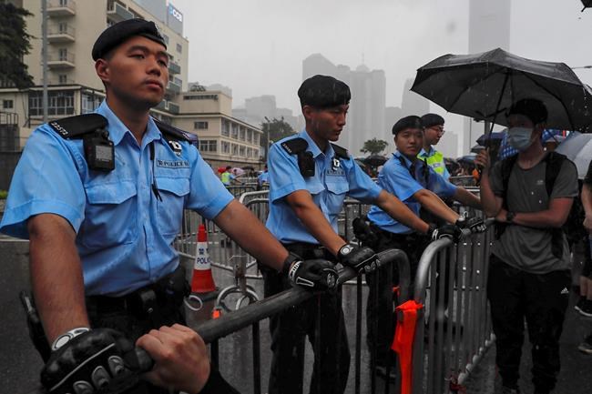 Protesters demand that embattled Hong Kong leader resign | iNFOnews.ca