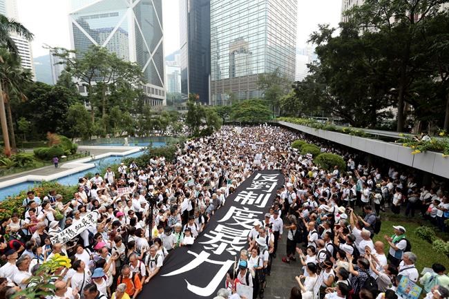 Hong Kong elders march in support of young demonstrators | iNFOnews.ca Hong Kong elders march in support of young demonstrators | iNFOnews.ca