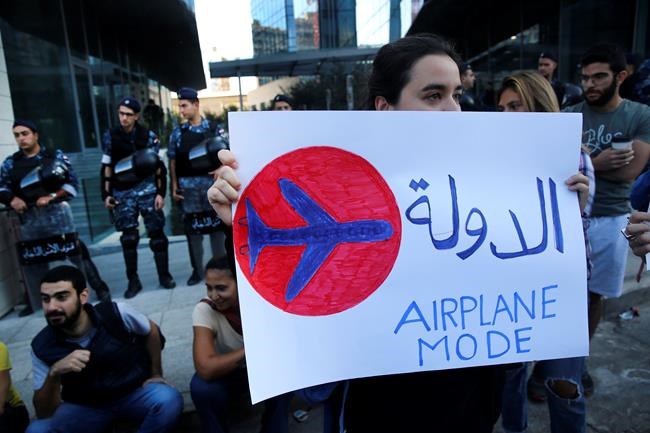 Lebanese army opens roads closed by protesters amid scuffles | iNFOnews.ca