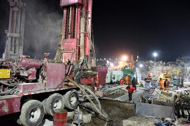 12 workers trapped week ago in China mine blast are alive | iNFOnews.ca