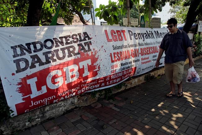 Research warns Indonesia gay bashing is fueling HIV epidemic | iNFOnews.ca Research warns Indonesia gay bashing is fueling HIV epidemic | iNFOnews.ca