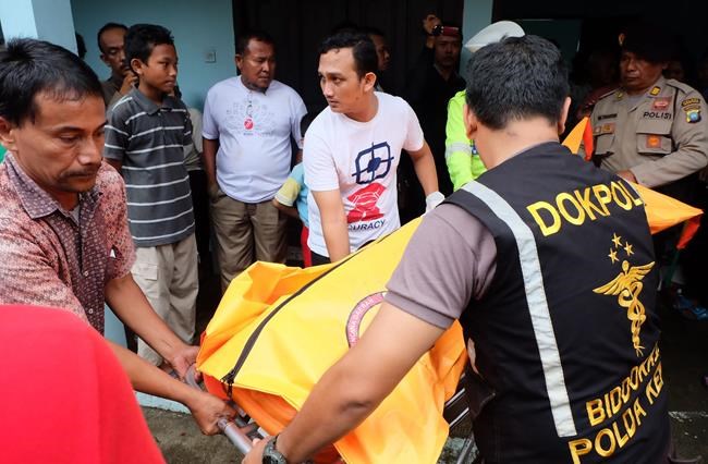 Indonesia recovers all 15 victims from sinking of tour boat | iNFOnews.ca Indonesia recovers all 15 victims from sinking of tour boat | iNFOnews.ca