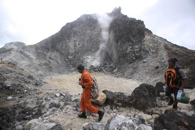 German hiker missing on dormant Indonesian volcano | iNFOnews.ca CP1760203047