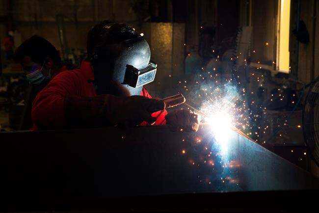 As virus cases rise, UAE adjusts to a new normal in pandemic | iNFOnews.ca