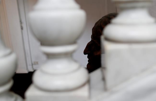 With Morales gone, his image slowly fades in Bolivia | iNFOnews.ca With Morales gone, his image slowly fades in Bolivia | iNFOnews.ca