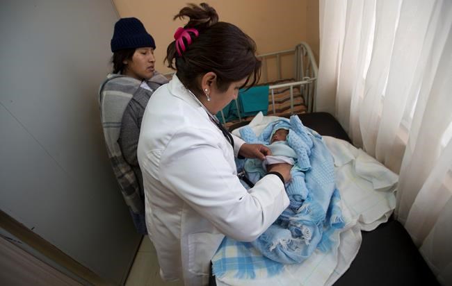Bolivia's midwives help reduce maternal mortality | iNFOnews.ca