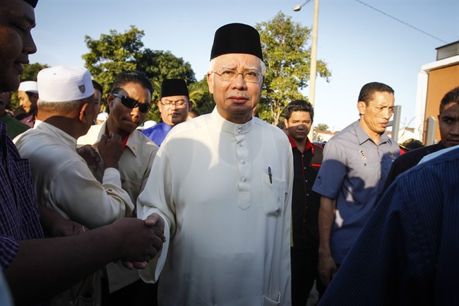 Malaysian authorities freeze 6 bank accounts in probe over fund transfer to prime minister | iNFOnews.ca CP33744570