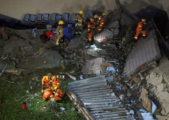 Roof of Hong Kong university gym collapses; 3 hurt | iNFOnews.ca Roof of Hong Kong university gym collapses; 3 hurt | iNFOnews.ca