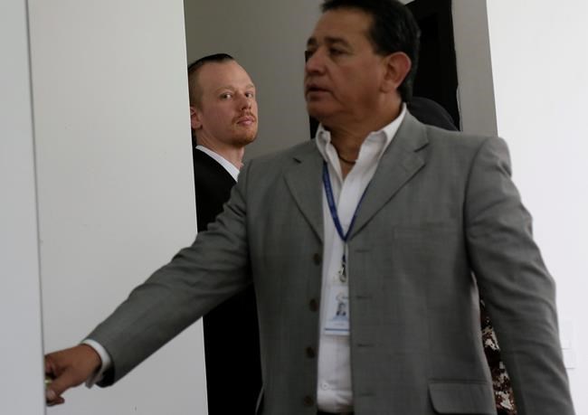 Sources: US to question Assange pal jailed in Ecuador | iNFOnews.ca