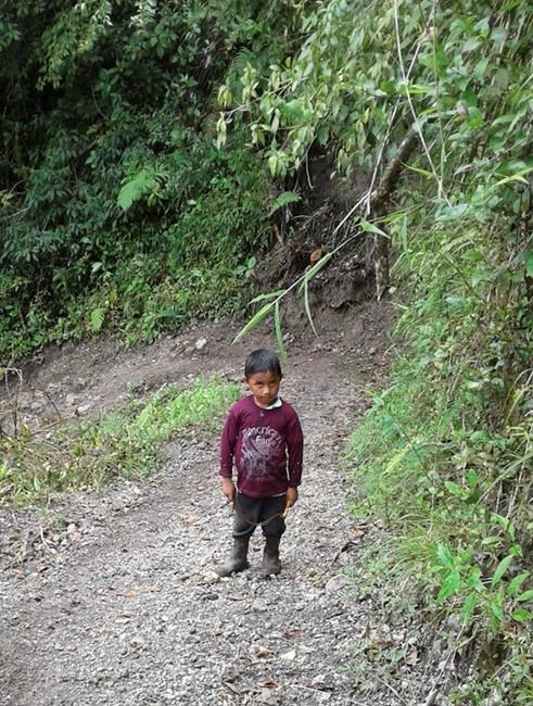 Father of dead Guatemalan boy heard rumours they could cross | iNFOnews.ca