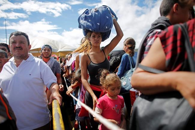 Hungry Venezuelans turn to Colombia for a plate of food | iNFOnews.ca