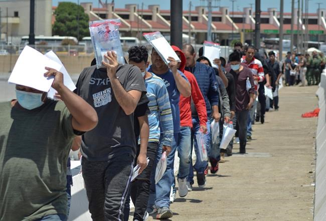 Report highlights dangers for asylum seekers in Mexican city | iNFOnews.ca