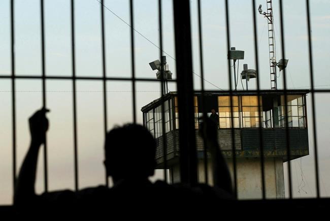 9 of 10 inmates in Mexico say they bribed prison guards | iNFOnews.ca 9 of 10 inmates in Mexico say they bribed prison guards | iNFOnews.ca