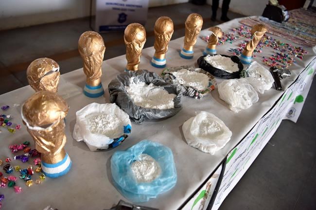 Argentina: cocaine seized in World Cup trophy replicas | iNFOnews.ca