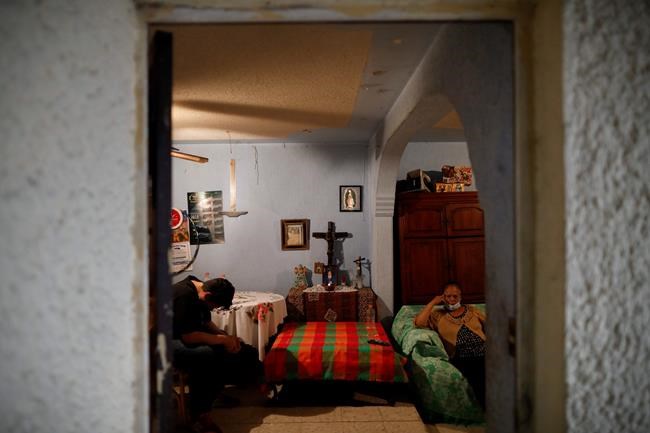 Mexico tops 200,000 COVID-19 deaths, but real toll is higher | iNFOnews.ca